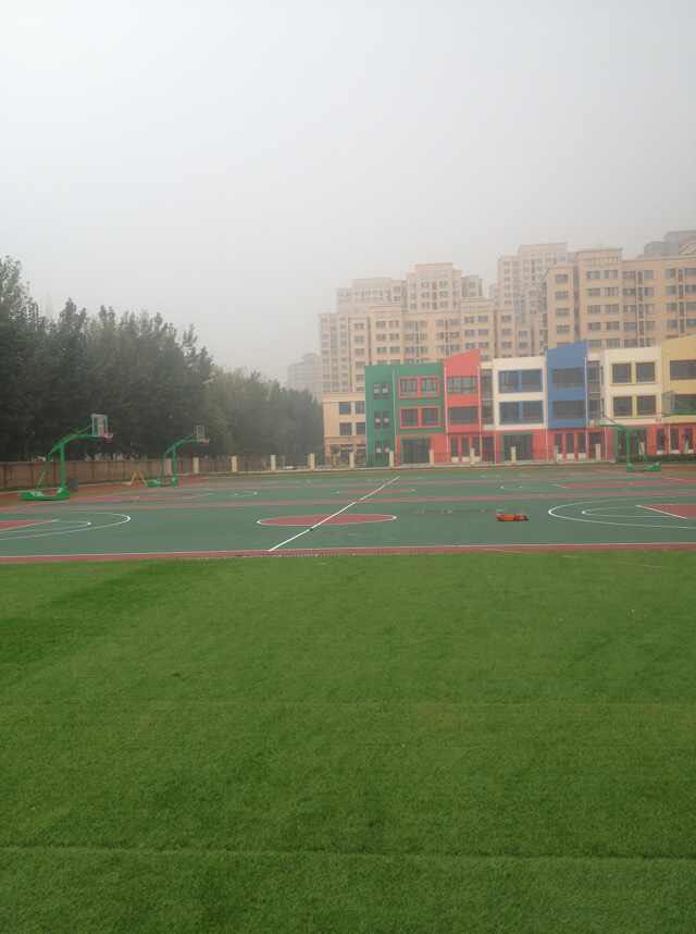 英仑地板天津市北辰区华城景苑学校项目案例展示